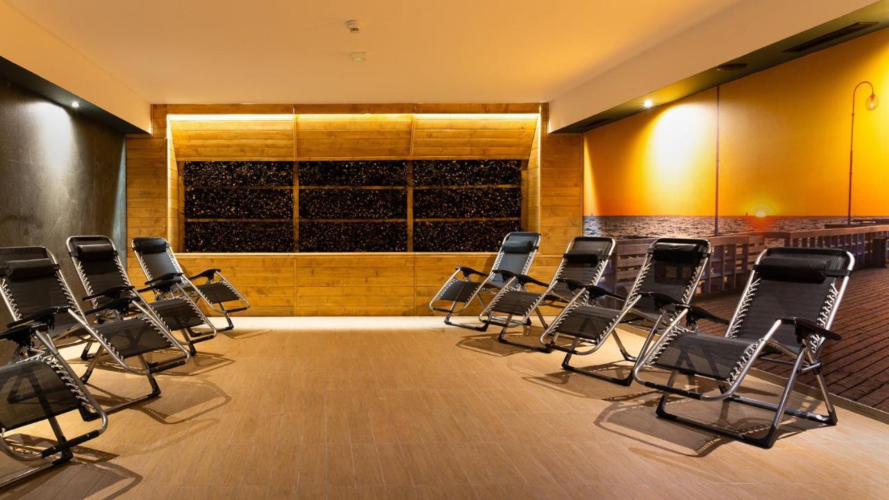 Hotel Bazantowo Sport Катовіце Екстер'єр фото