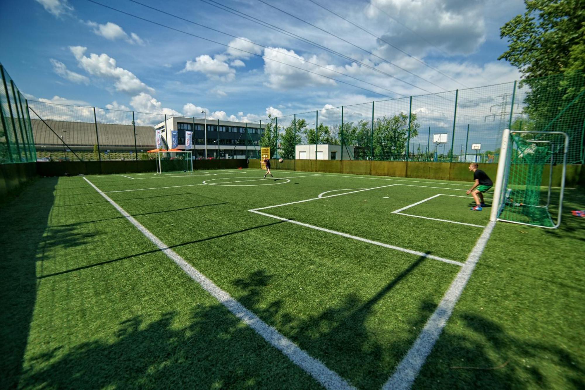 Hotel Bazantowo Sport Катовіце Екстер'єр фото
