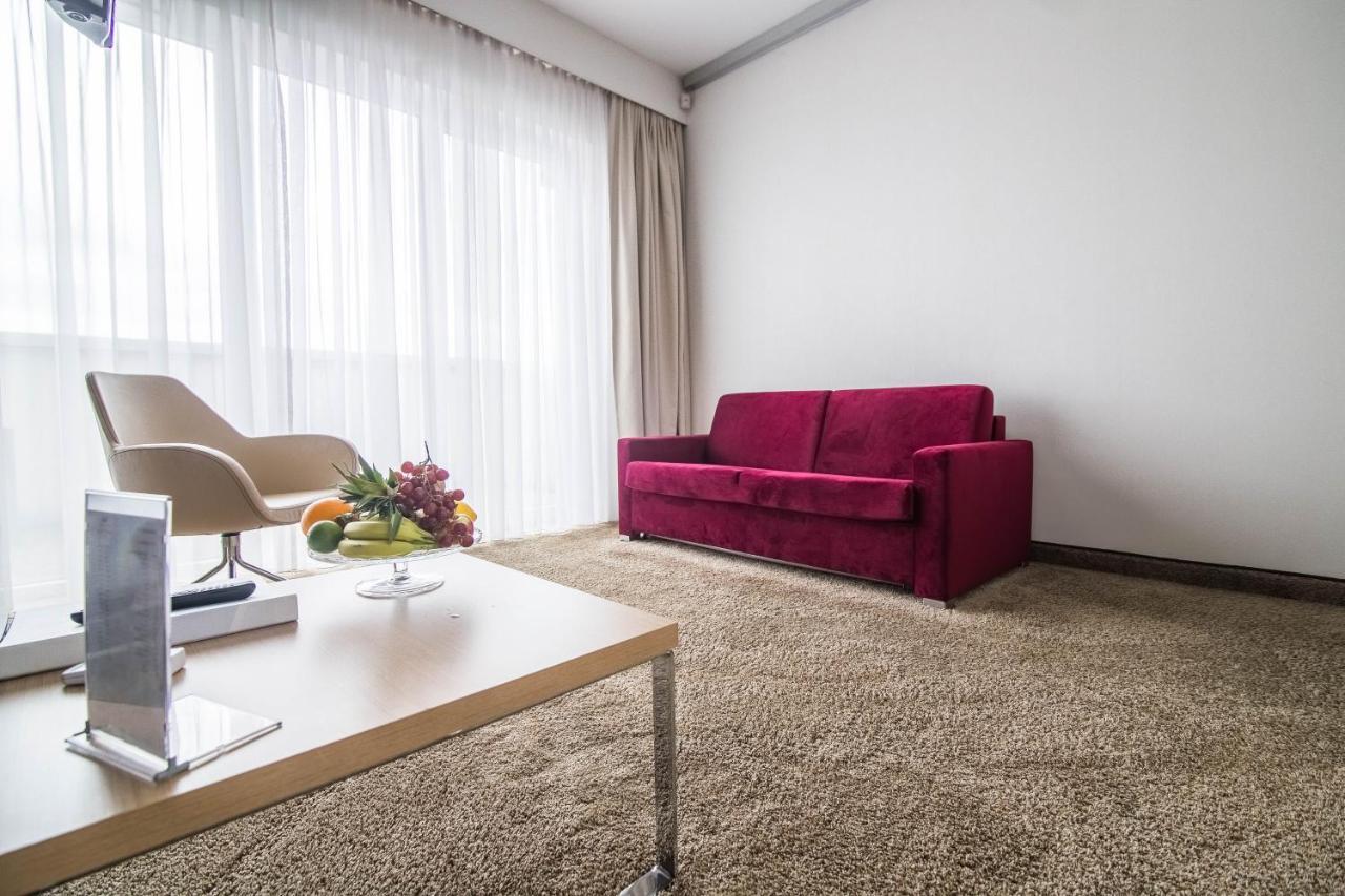 Hotel Bazantowo Sport Катовіце Екстер'єр фото