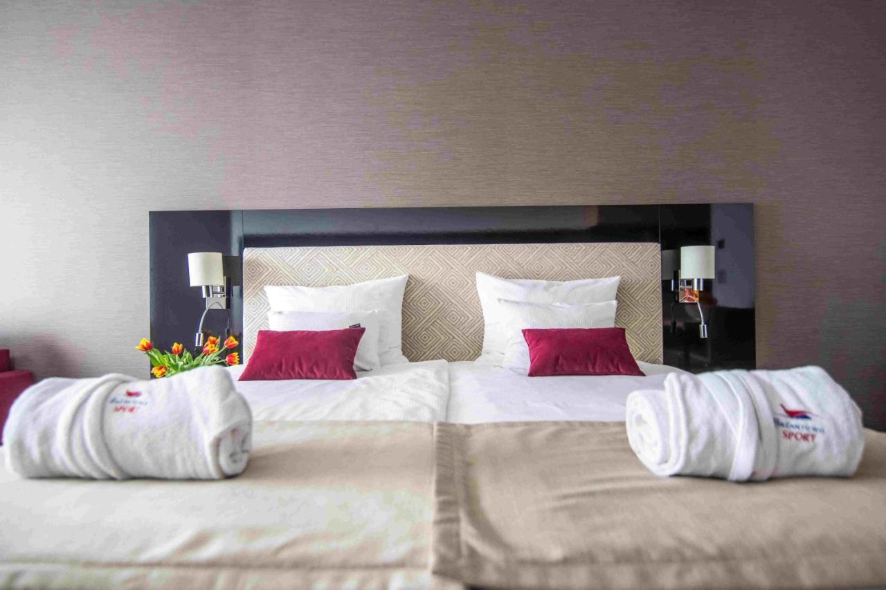 Hotel Bazantowo Sport Катовіце Екстер'єр фото